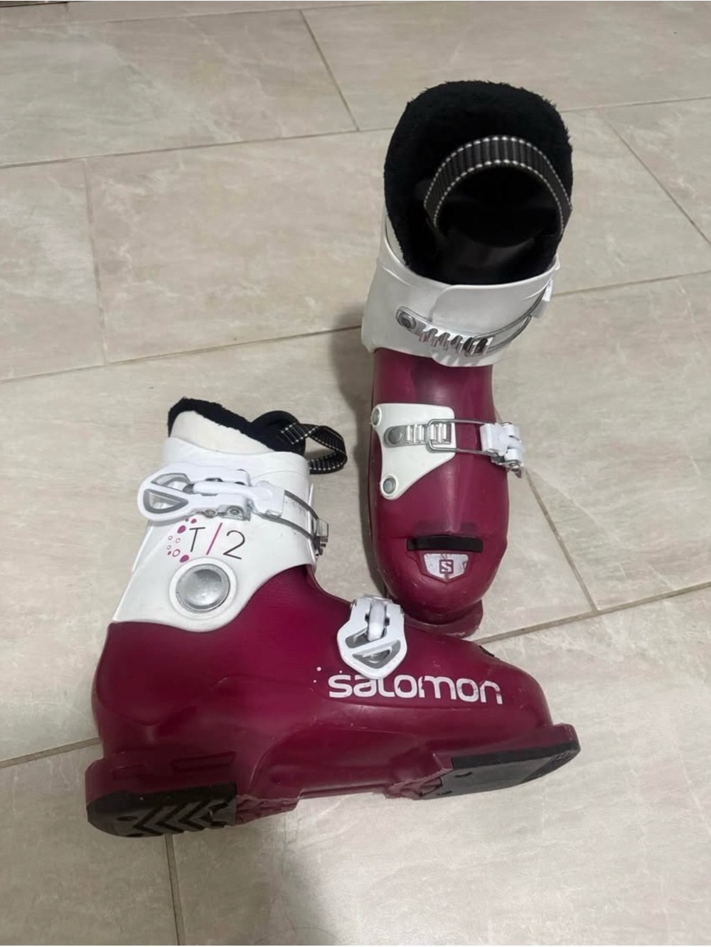 Salomon Youth Burgundy and White Ski Boots mondopoint 21.0
